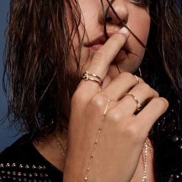 Gold Black Onyx Starburst Ring - Picture 5 of 9